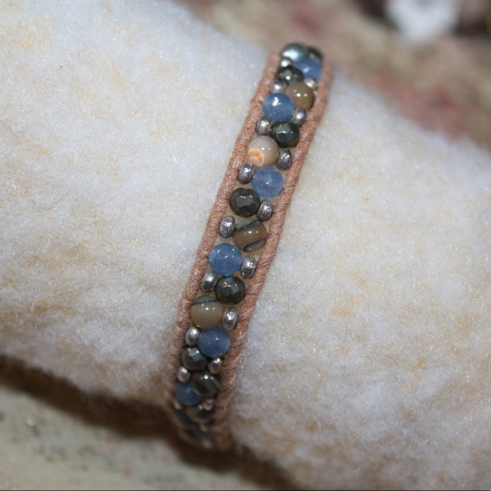 Chan luu single blue mix beaded bracelet